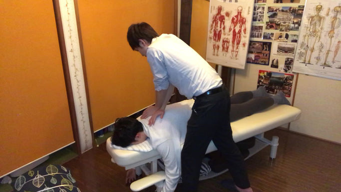 上部胸椎矯正(男性)